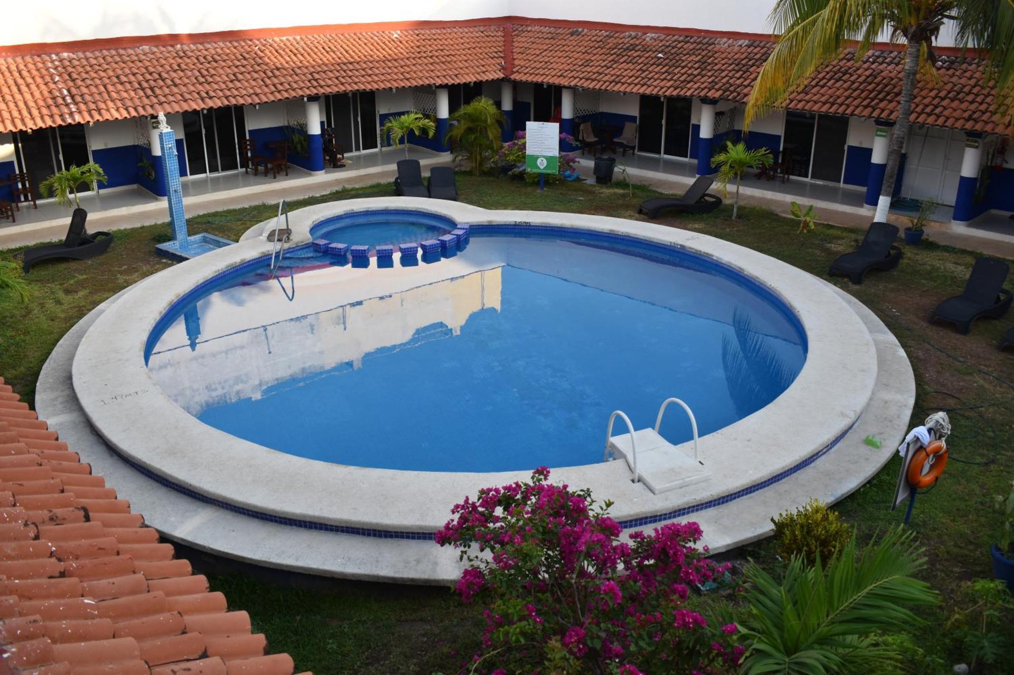 Hotel Plaza Almendros, Isla Mujeres Luaran gambar