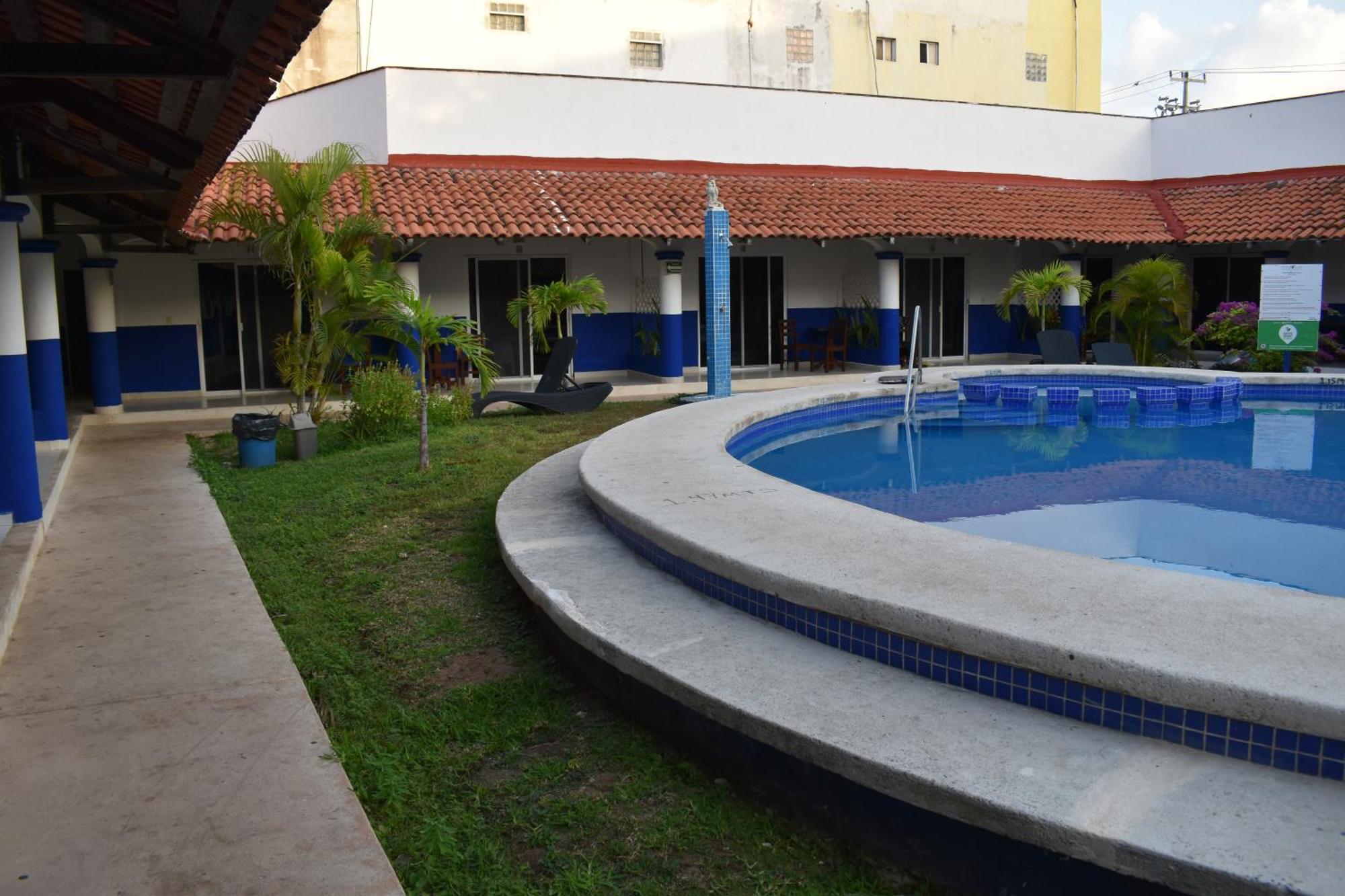 Hotel Plaza Almendros, Isla Mujeres Luaran gambar