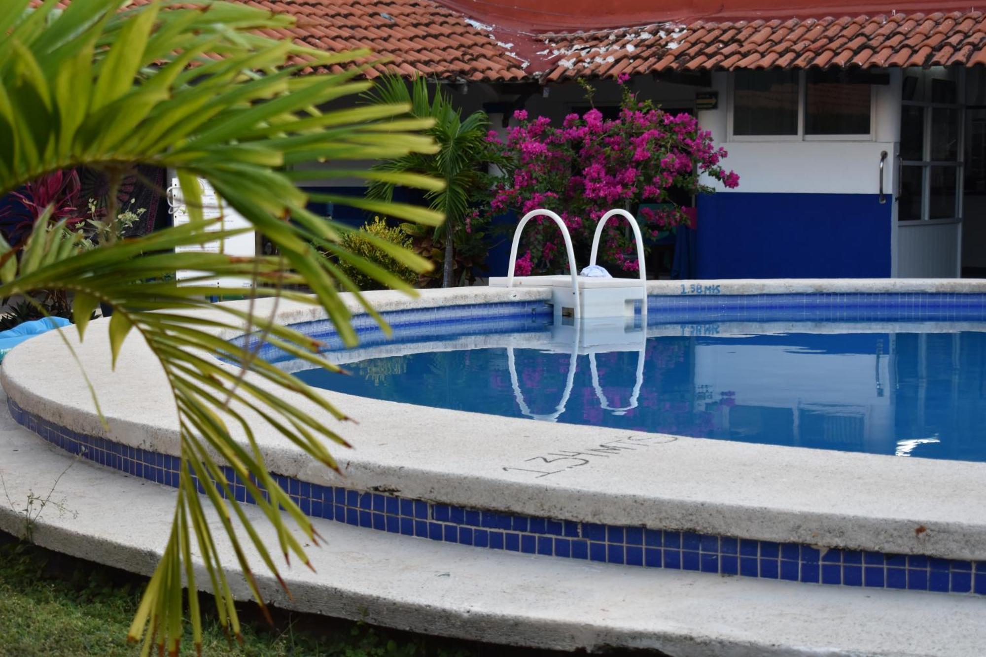 Hotel Plaza Almendros, Isla Mujeres Luaran gambar