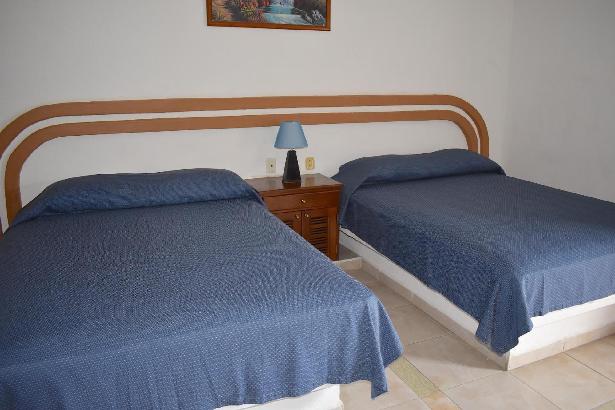 Hotel Plaza Almendros, Isla Mujeres Luaran gambar