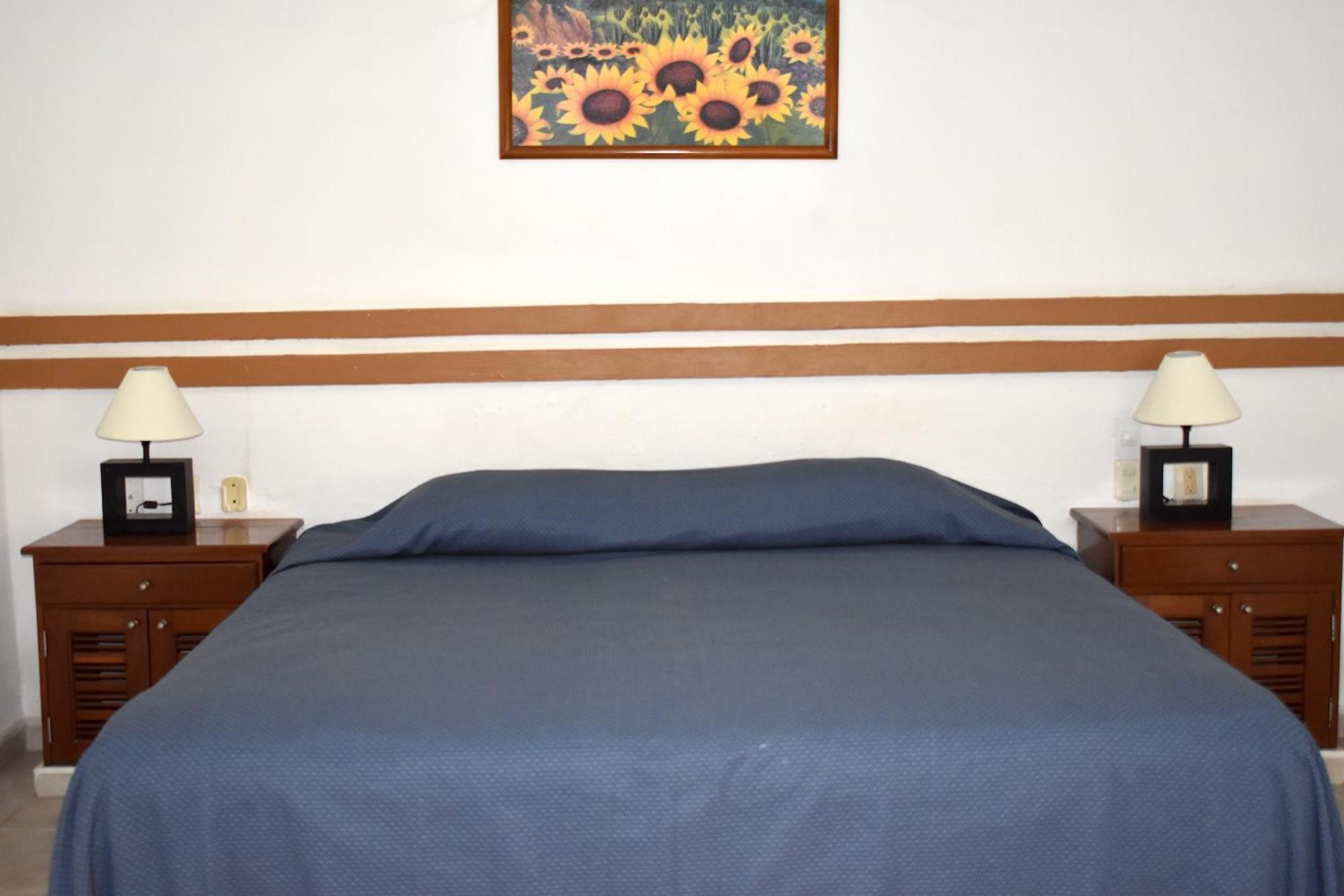 Hotel Plaza Almendros, Isla Mujeres Luaran gambar