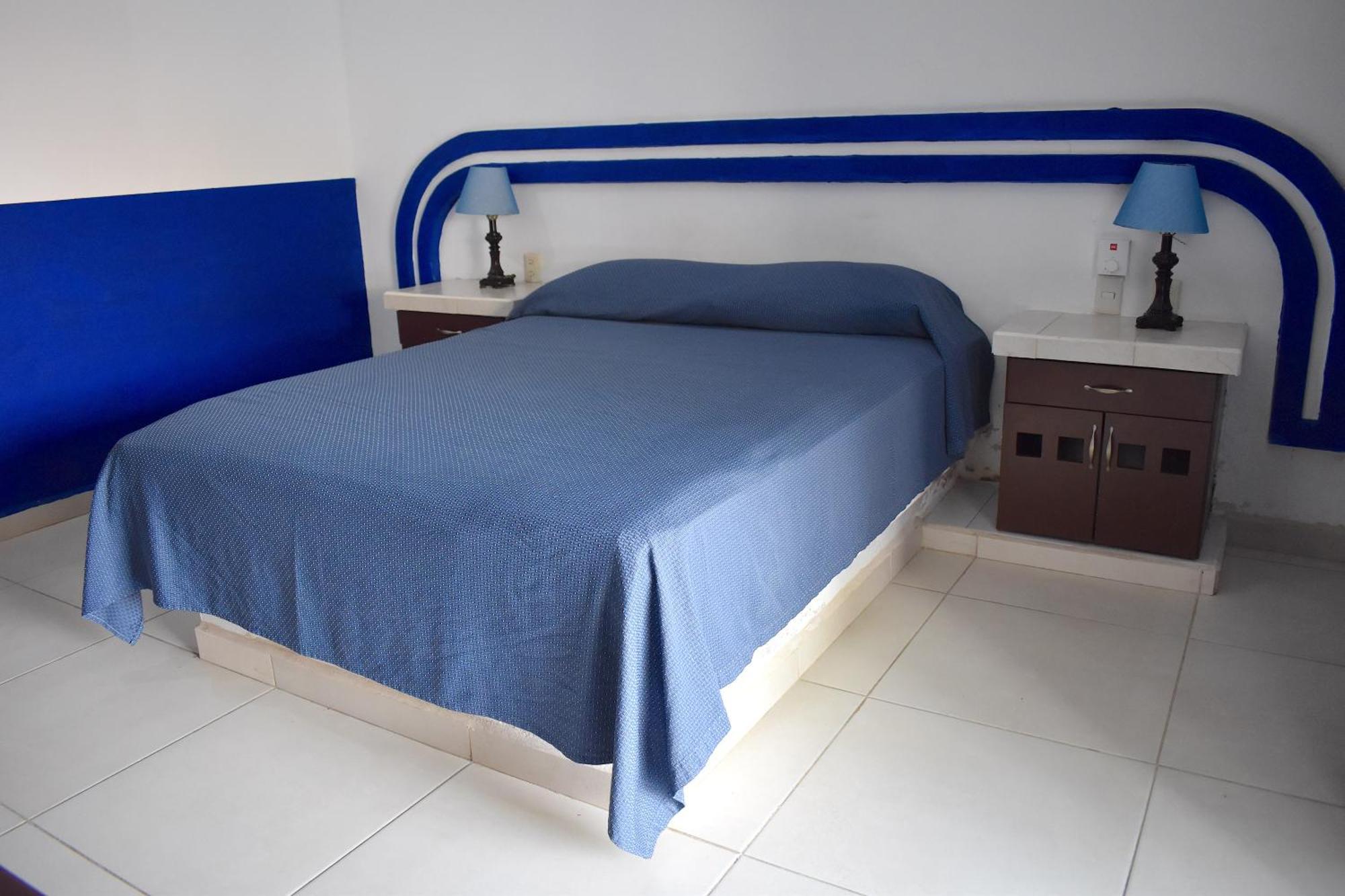 Hotel Plaza Almendros, Isla Mujeres Luaran gambar
